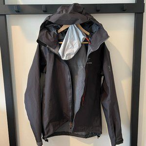 Arc'Teryx Men's Ultralight Goretex Pro Shell Jacket - Great Condition!